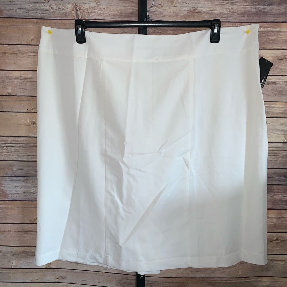 Robert Louise Elegant White Skirt - Size 24W
